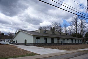 ABS erects the First Baptist Church in Walton